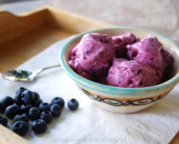 健康生酮蓝莓冰淇淋